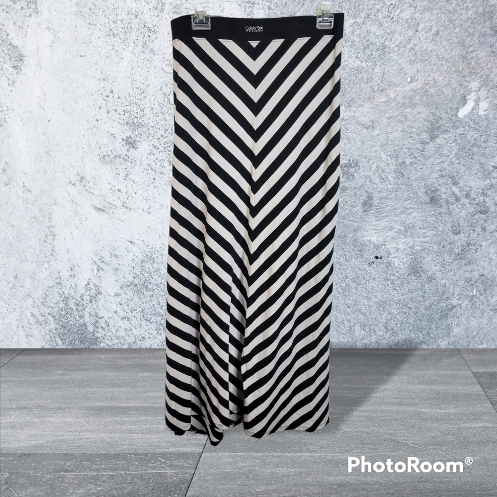 Calvin Klein Performance Black/White Chevron Stripe Maxi Skirt Size Mediuim